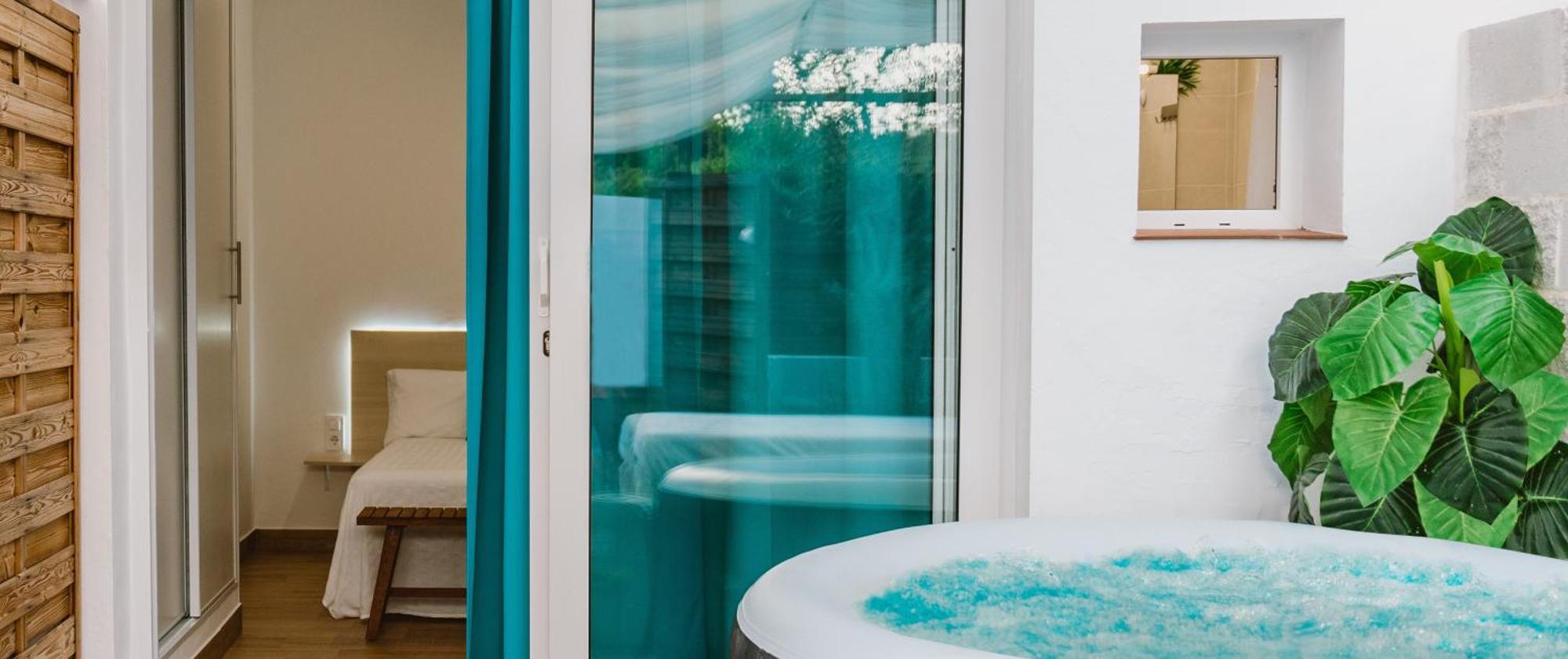 La Calita Escondida - Jacuzzi Y Cocina En Terraza Privada - Piscina Y Parking Gratis Lägenhet Chiclana de la Frontera Exteriör bild